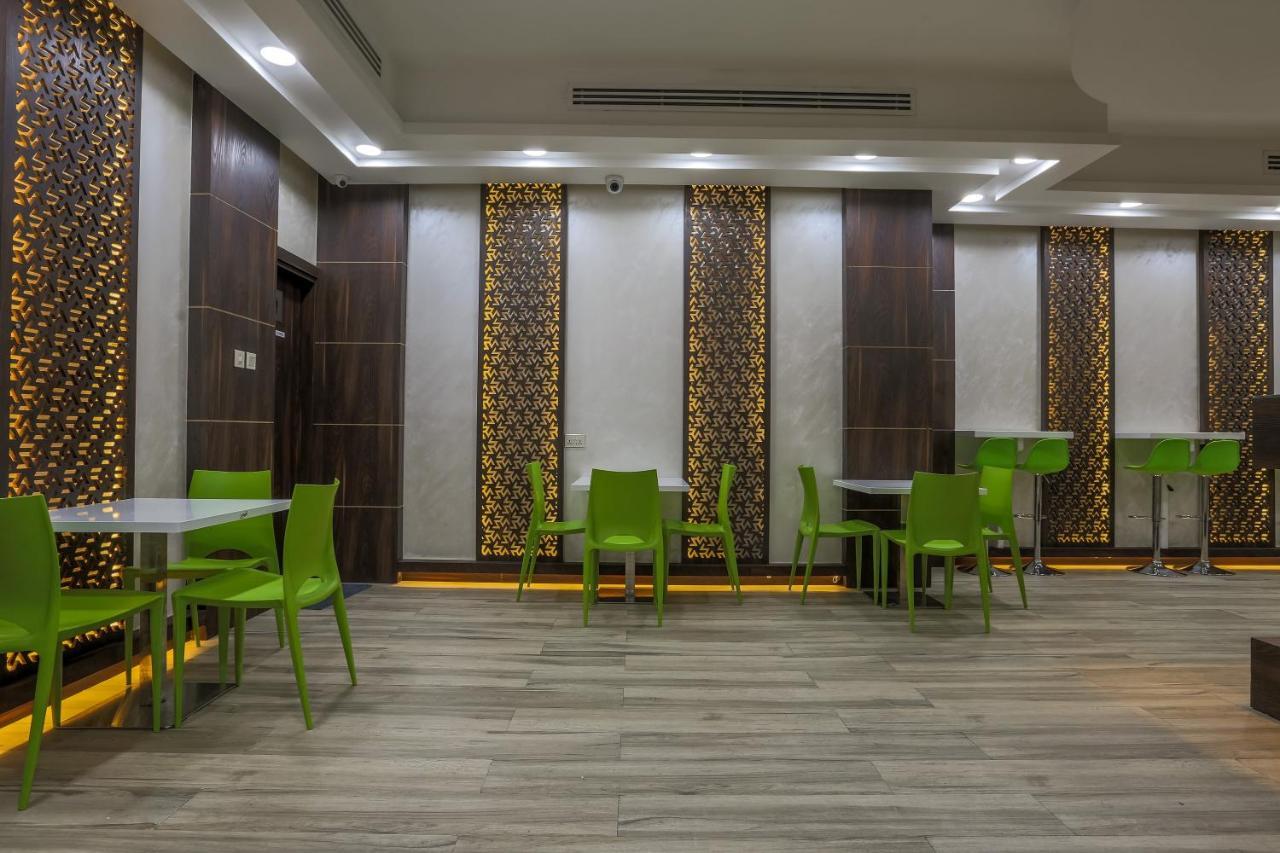 דובאי 24 Gold Hotel מראה חיצוני תמונה