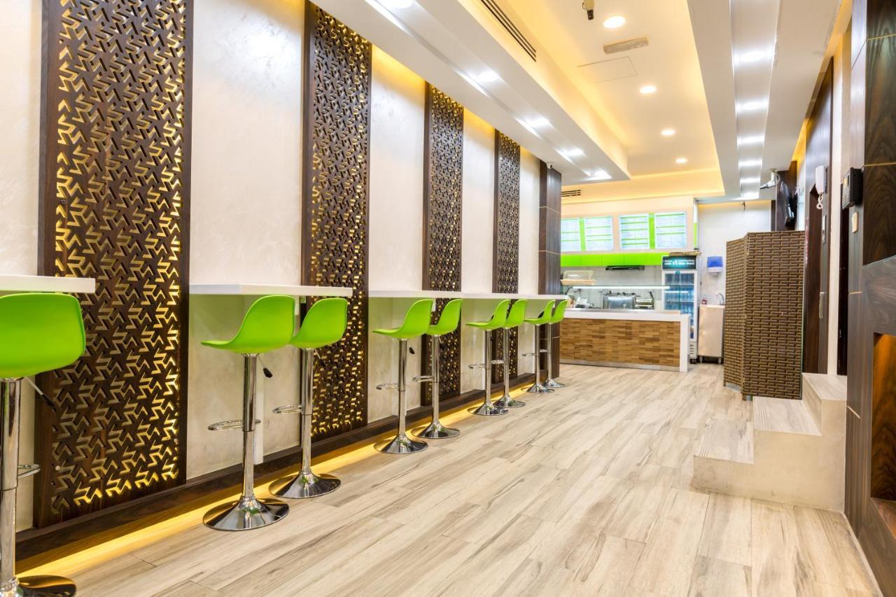 דובאי 24 Gold Hotel מראה חיצוני תמונה
