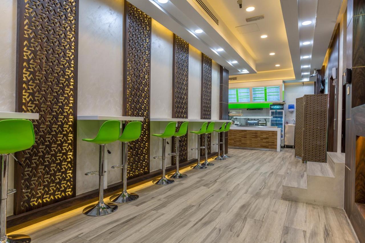 דובאי 24 Gold Hotel מראה חיצוני תמונה